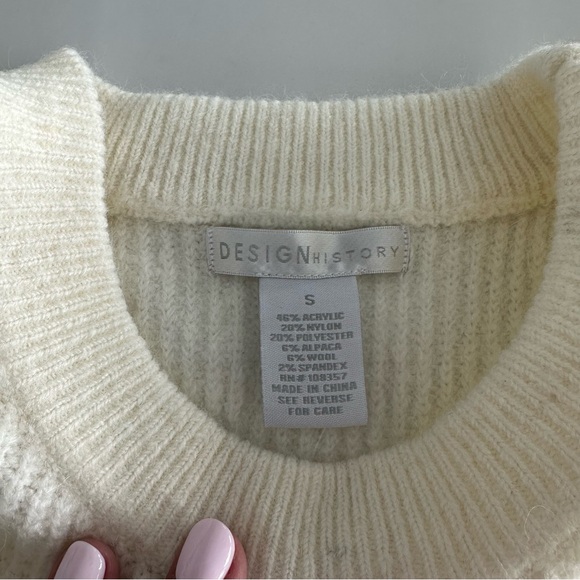 Design History Ruffle Flounce Sweater Vest Top - NWT - Size S - Picture 4 of 6